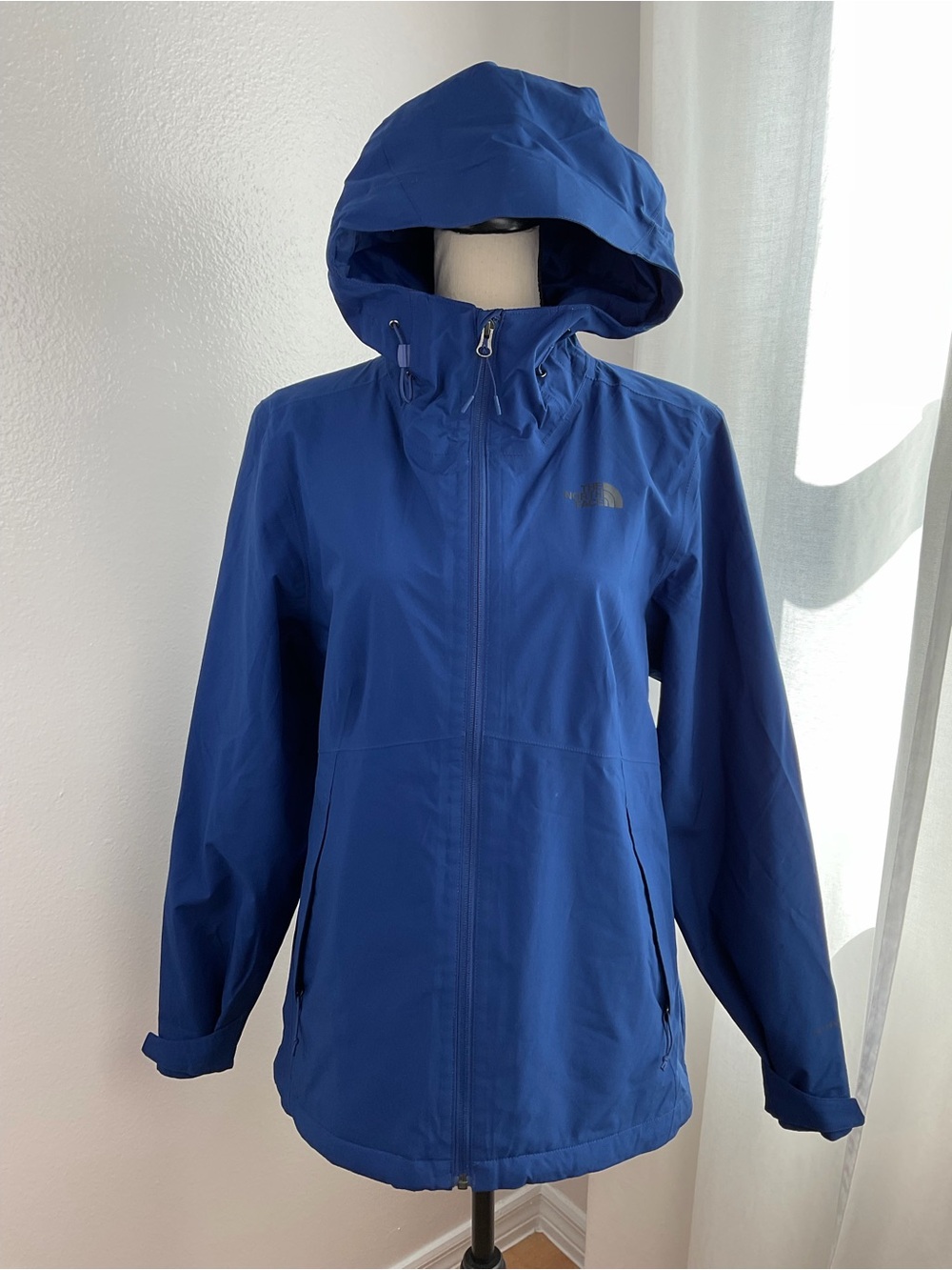 TNF Women's Lg Royal Blue DryVent Rain Jacket *SHELL ONLY*